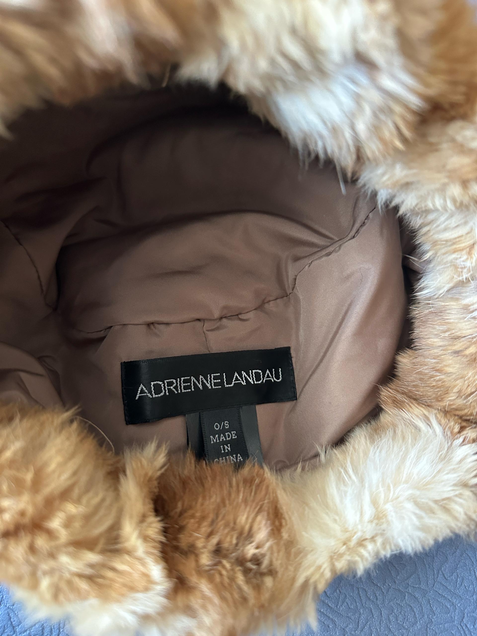 Adrienne Landau 리얼토끼 퍼모자 3