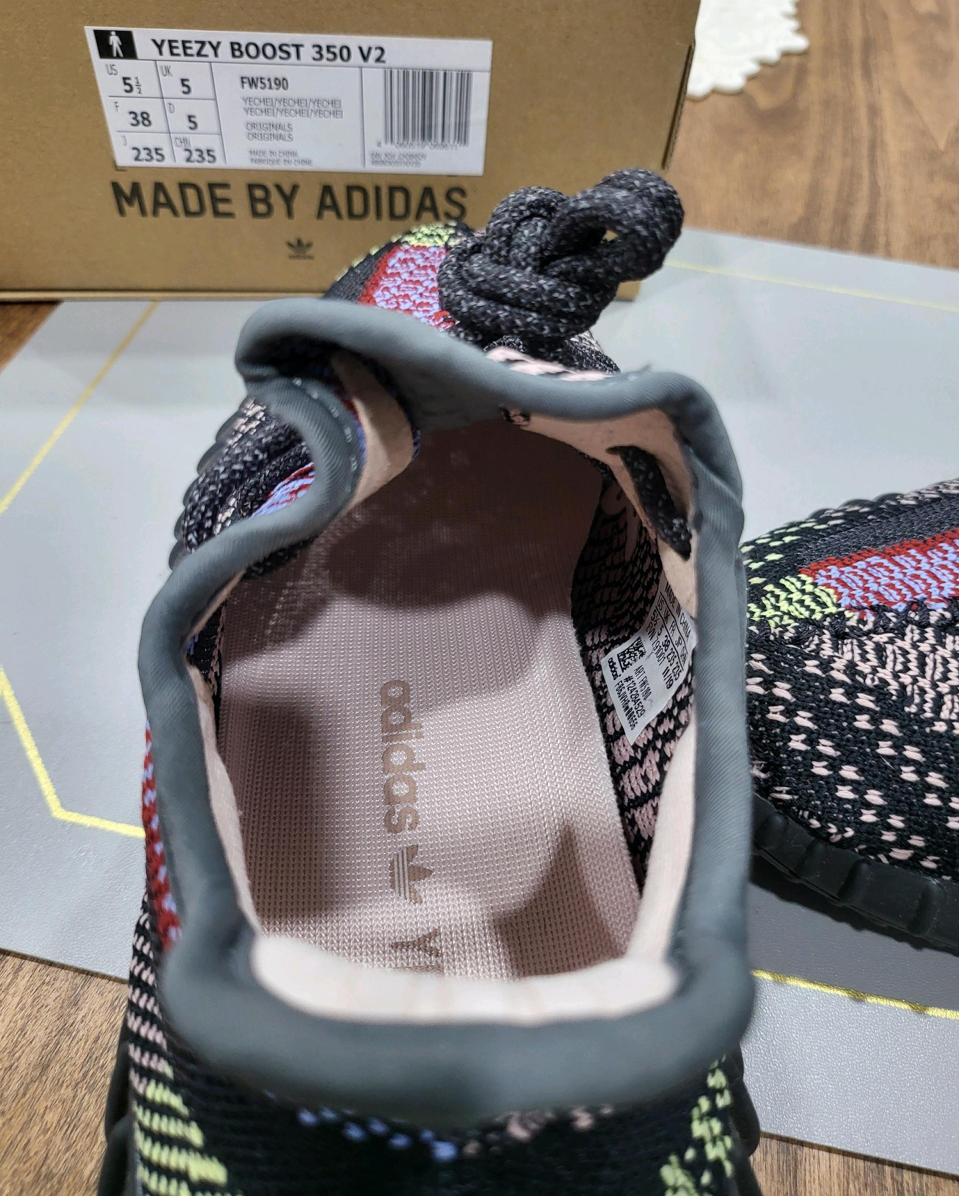 이지부스트 350 V2 예힐 여성 US 5 1/2  4