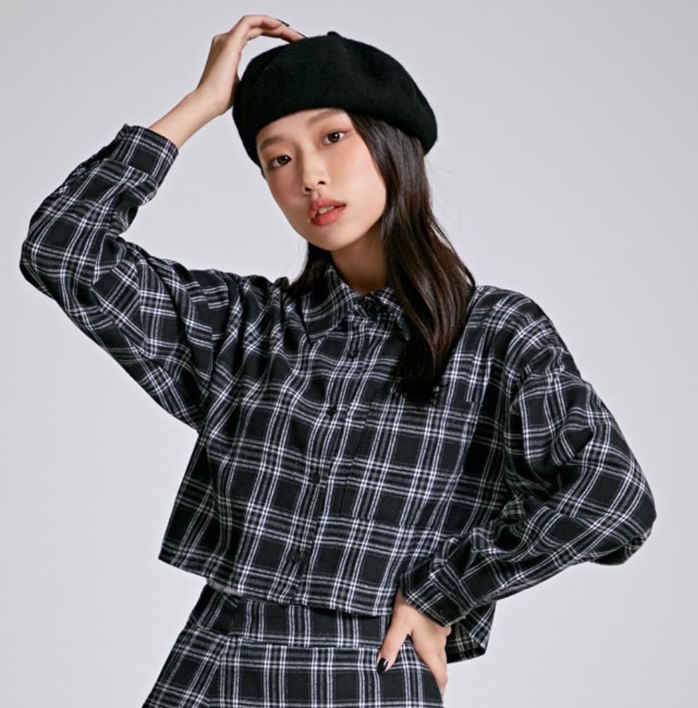 스파오 크롭 체크 셔츠 새상품 2