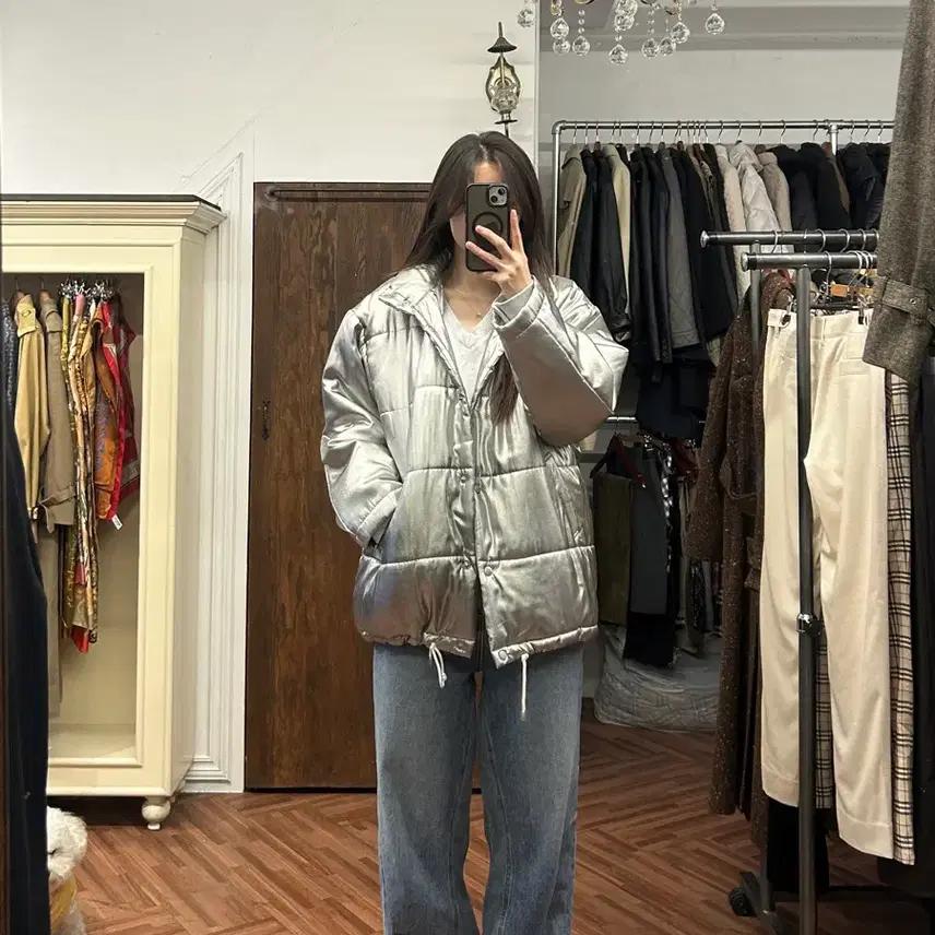 꾸레쥬 정품 실버 오버핏 패딩 4