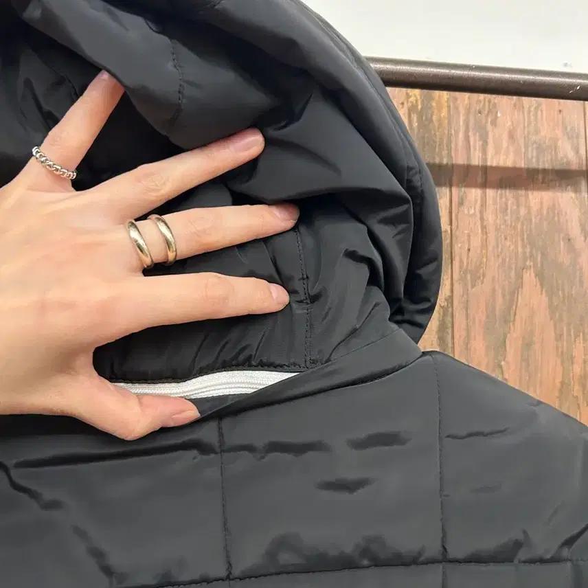 꾸레쥬 정품 블랙 후드 패딩 7