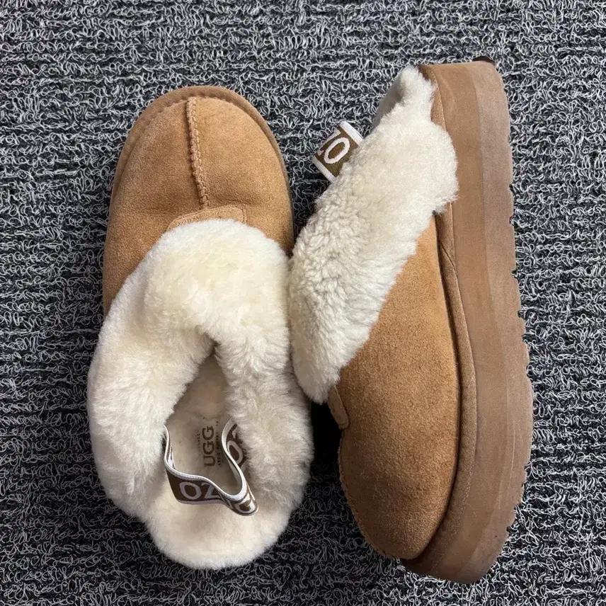 UGG 어그 오즈웨어 다니엘라 앵클 플랫폼 슈즈 2080 2
