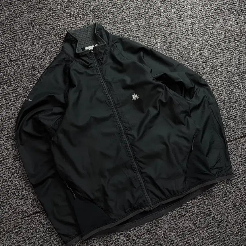 00s 나이키 acg 올드스쿨 블랙 바람막이 자켓 1576 2