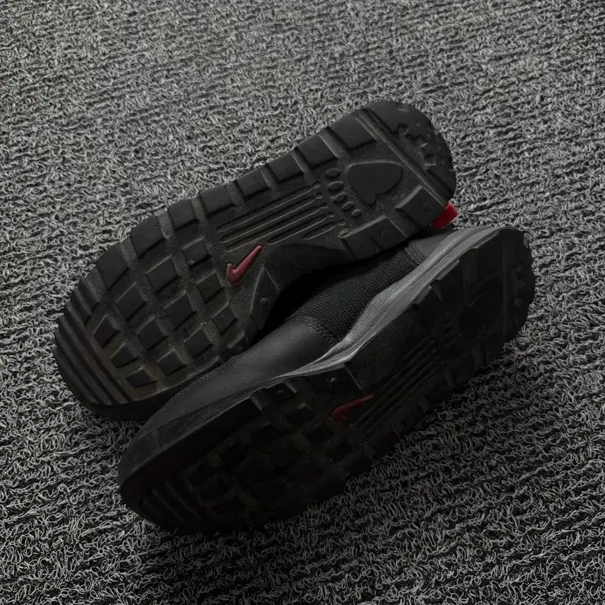 나이키 acg 올드스쿨 타코스 로우 스니커즈 1040 4