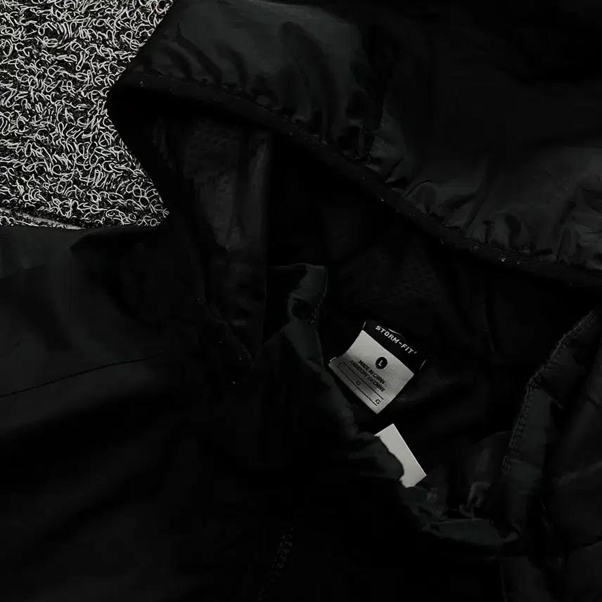 나이키 스톰핏 올드스쿨 배색 투웨이 자켓 324 4