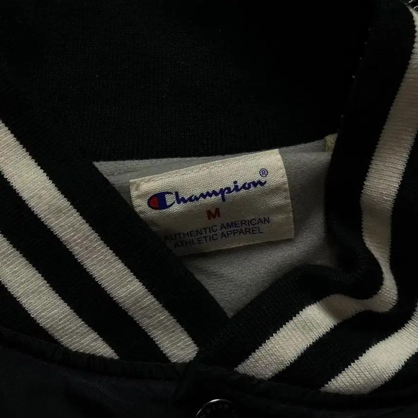 00s 챔피온 올드스쿨 블랙 바시티 점퍼 070 5