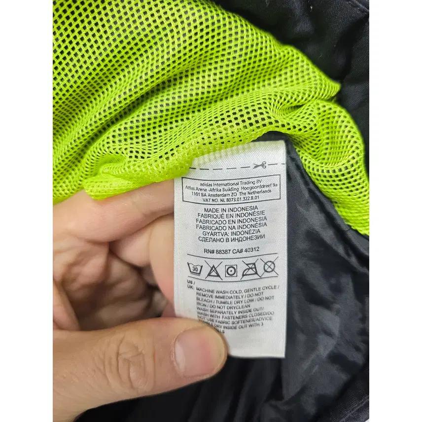 S 아디다스 숏패딩 B825 4