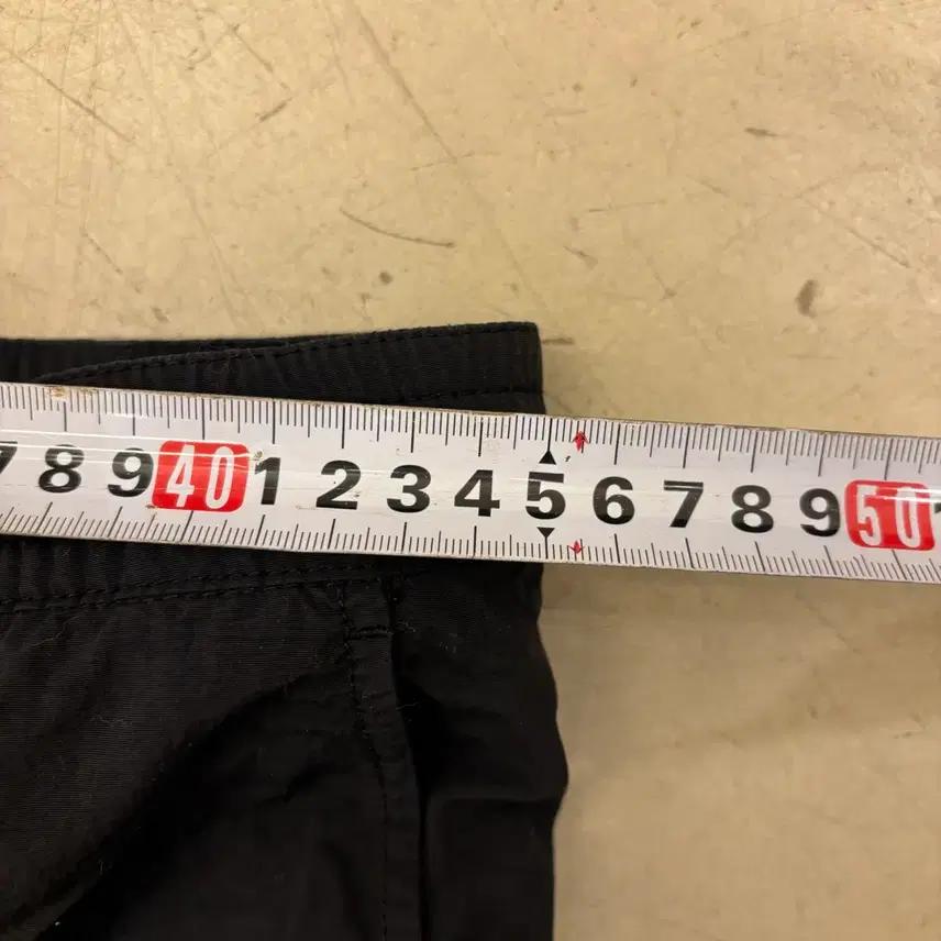 커버낫 블랙 스몰로고 숏 반바지 6