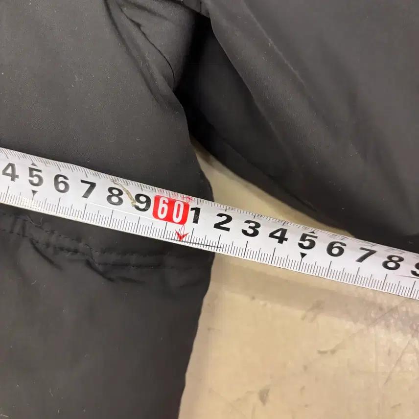 아디다스 사파리 덕다운 패딩 6