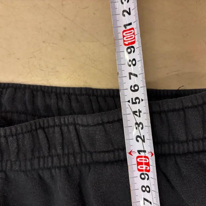 나이키 퓨추라 블랙 조거 팬츠 5