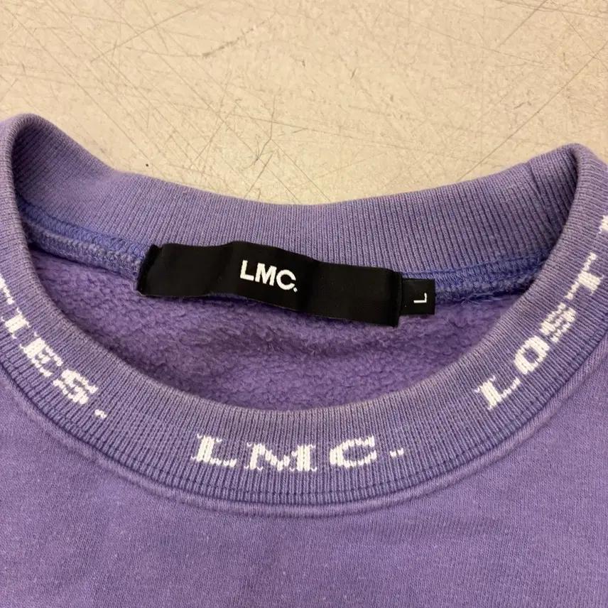 LMC 스펠아웃 퍼플 맨투맨 4