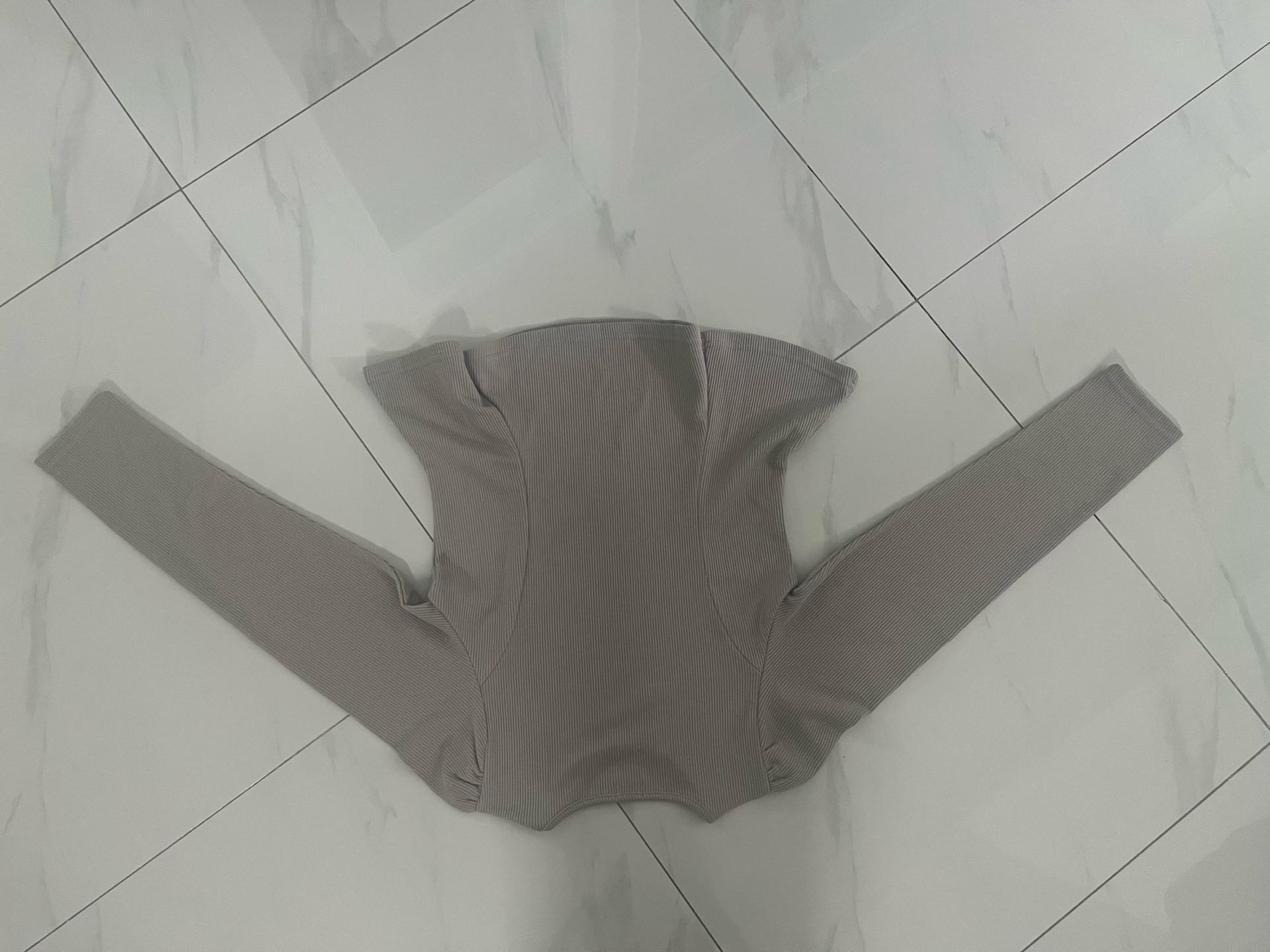 AISEL 클루디 페플럼 니트 탑 4
