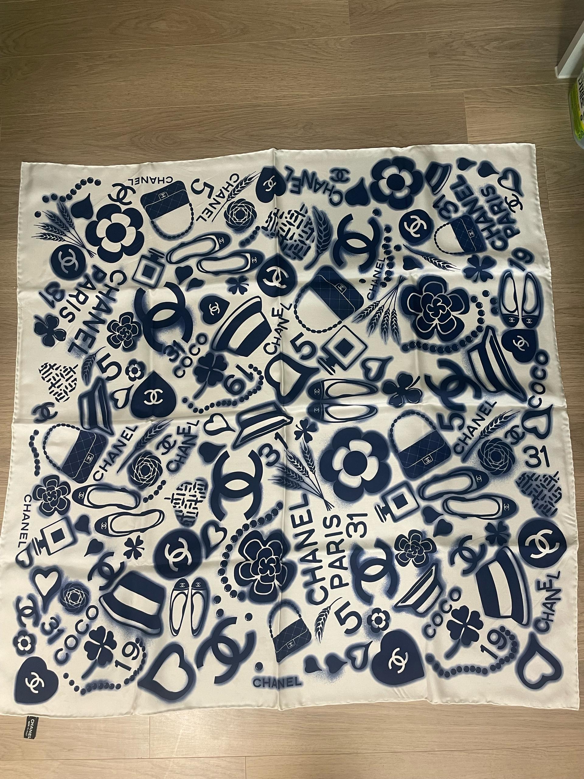 샤넬 실크스카프 90 2