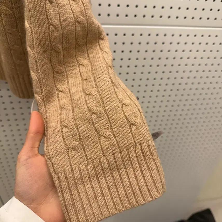 타미힐피거 스몰로고 케이블 베이지 가디건 U852 5