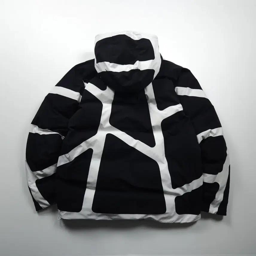 스파이더 투웨이 배색 디테일 점퍼 (XL) 3