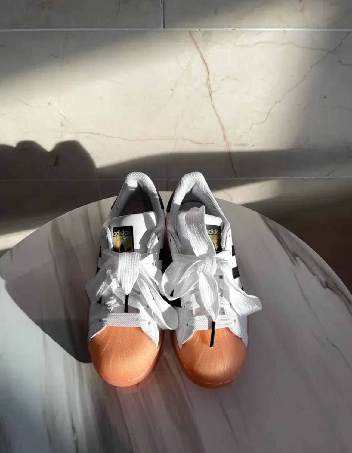 아디다스 슈퍼스타 코랄 FW3553 2