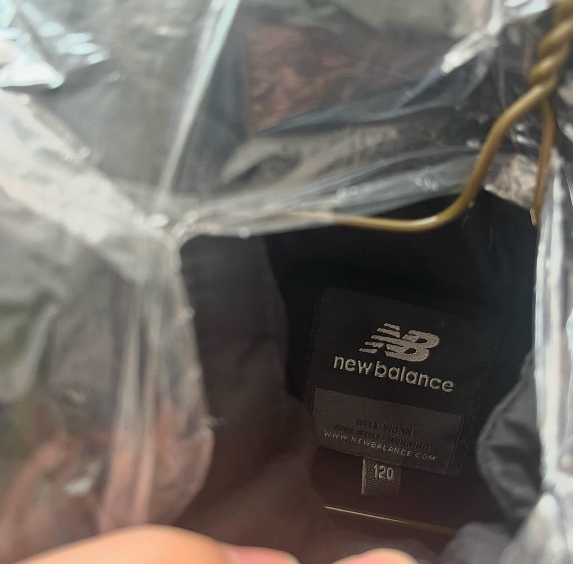 뉴발란스풀세트 패딩120+라쿤털비니+부츠175 4