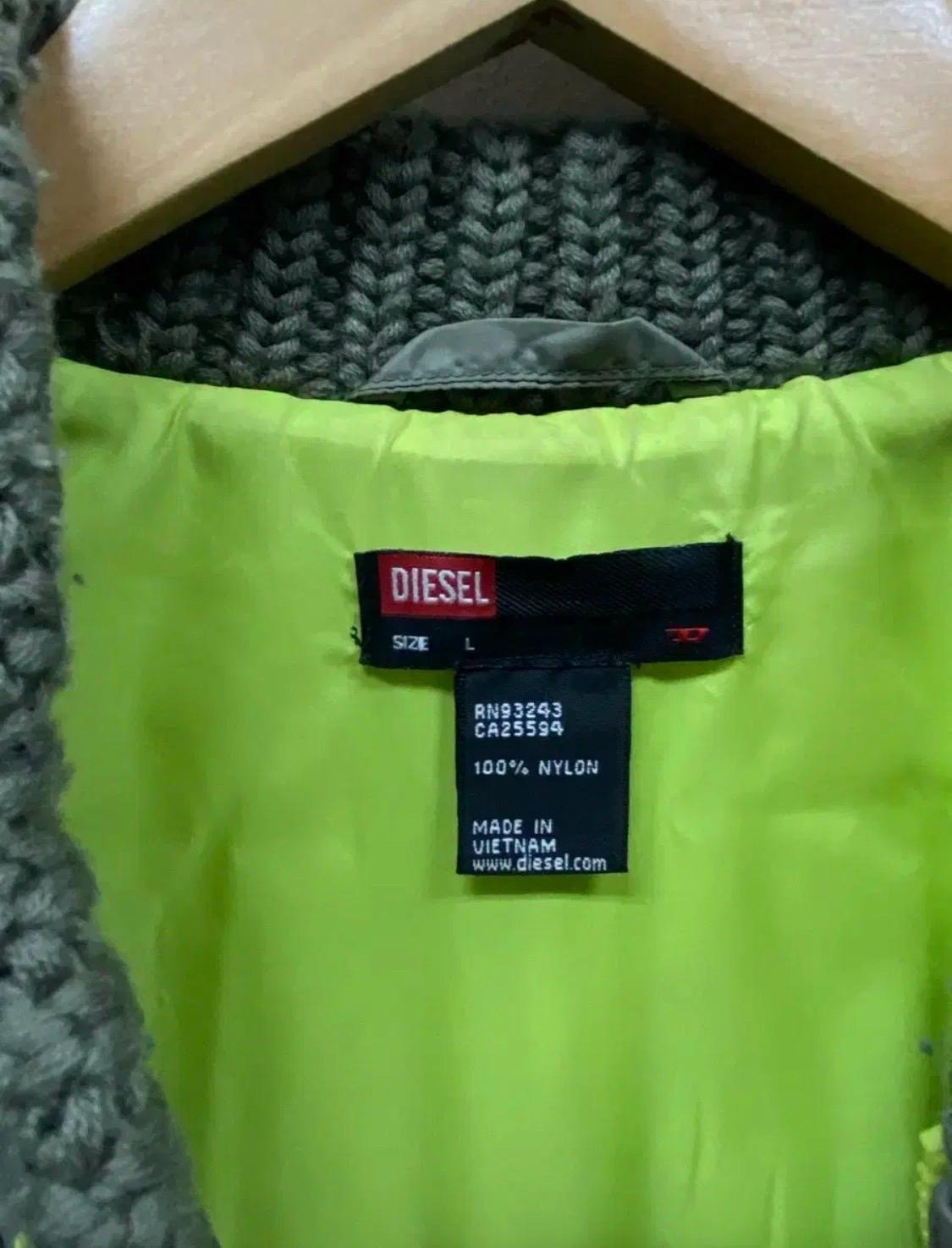 디젤 DIESEL 여성 봄버 패딩 L 7