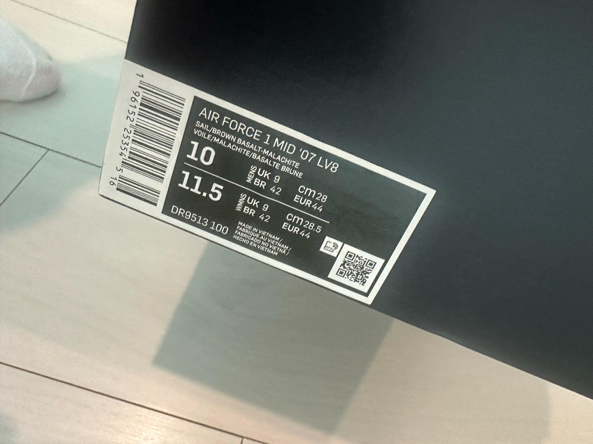 한정판 에어포스 1 미드 ’07 LV8 40주년 조인 포스280 3