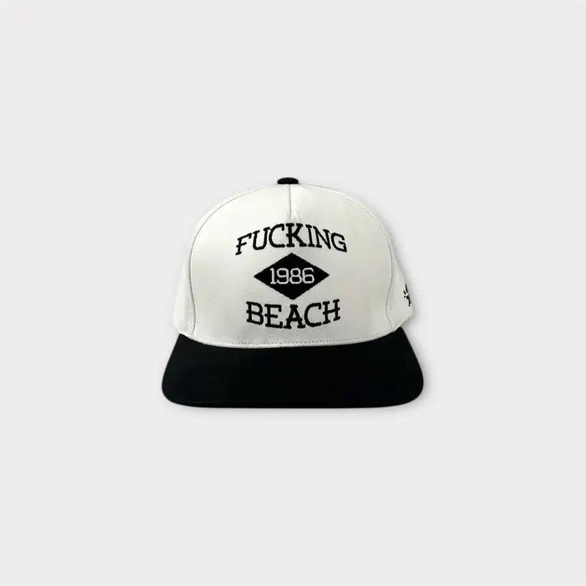 덕다이브 FUCKING BEACH 1986 스냅백 화이트(1638) 2
