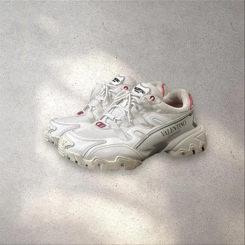 발렌티노 클라이머 스니커즈 250 2