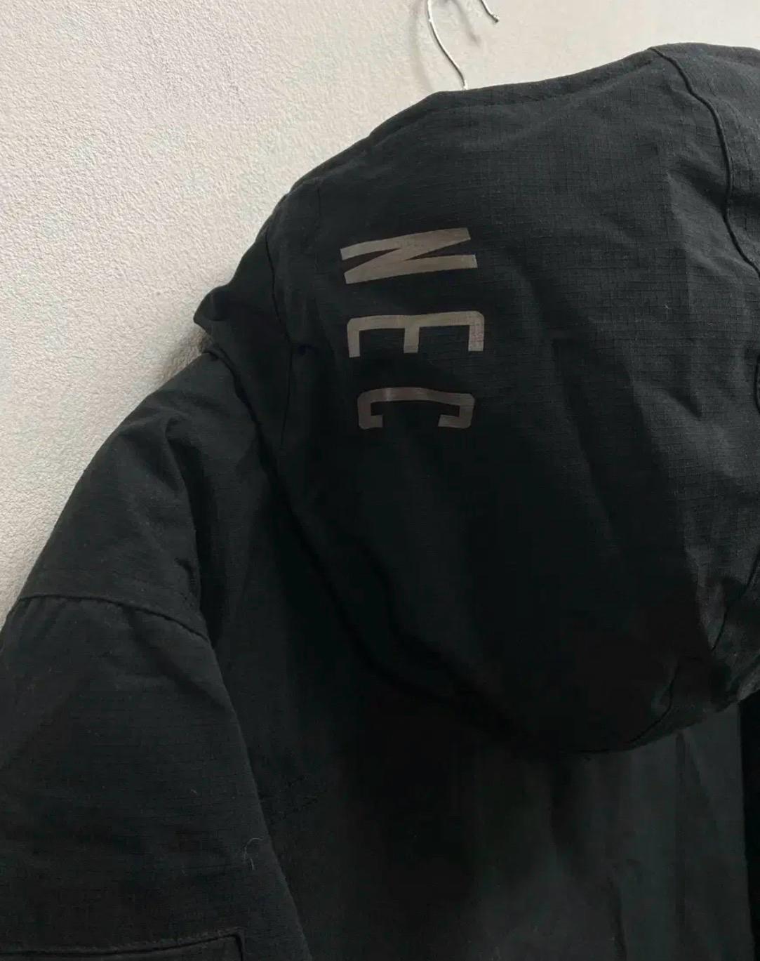 뉴에라 덕다운 패딩 L 7