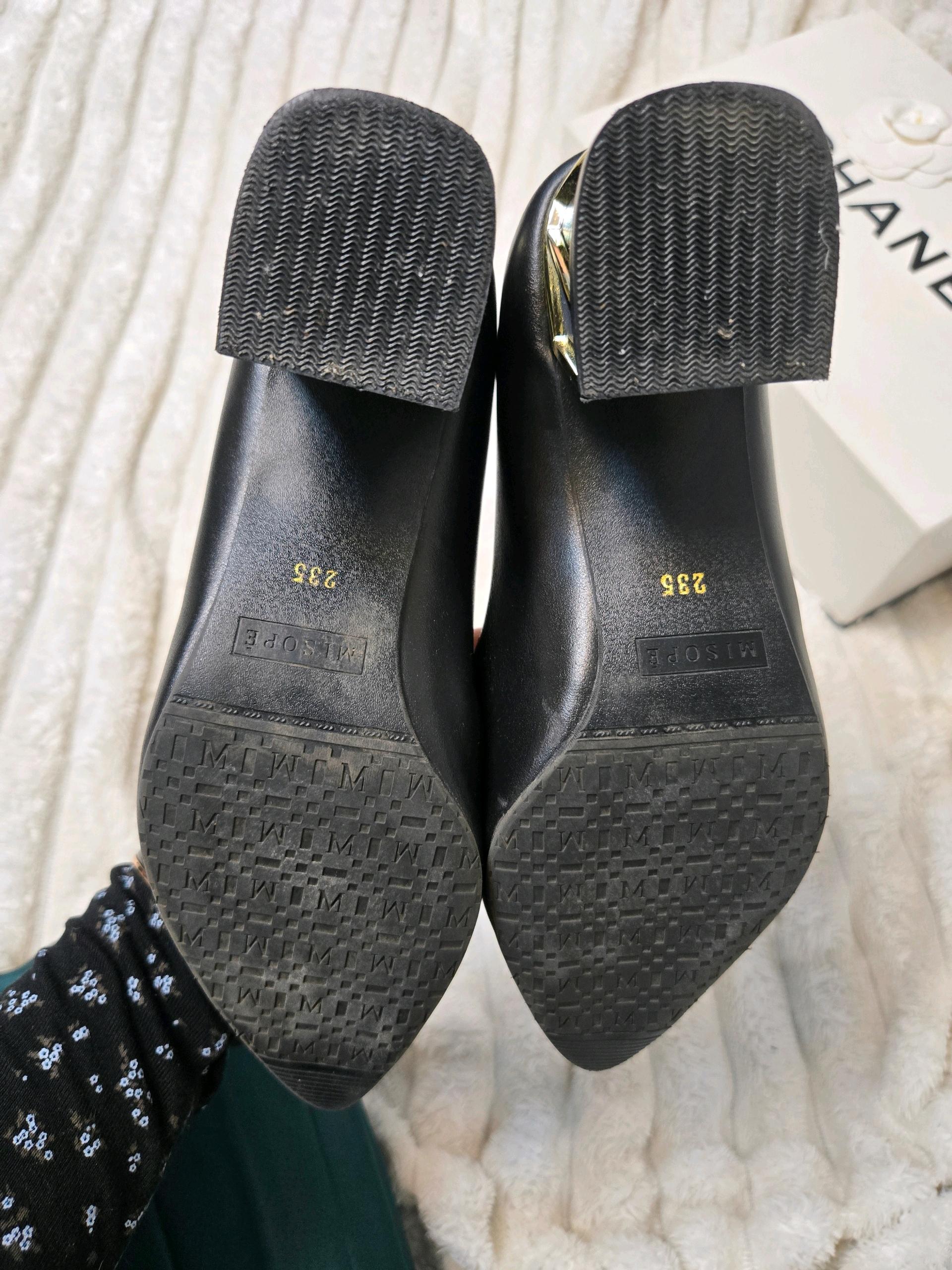 미소페 블랙 가죽구두 6cm 235 6