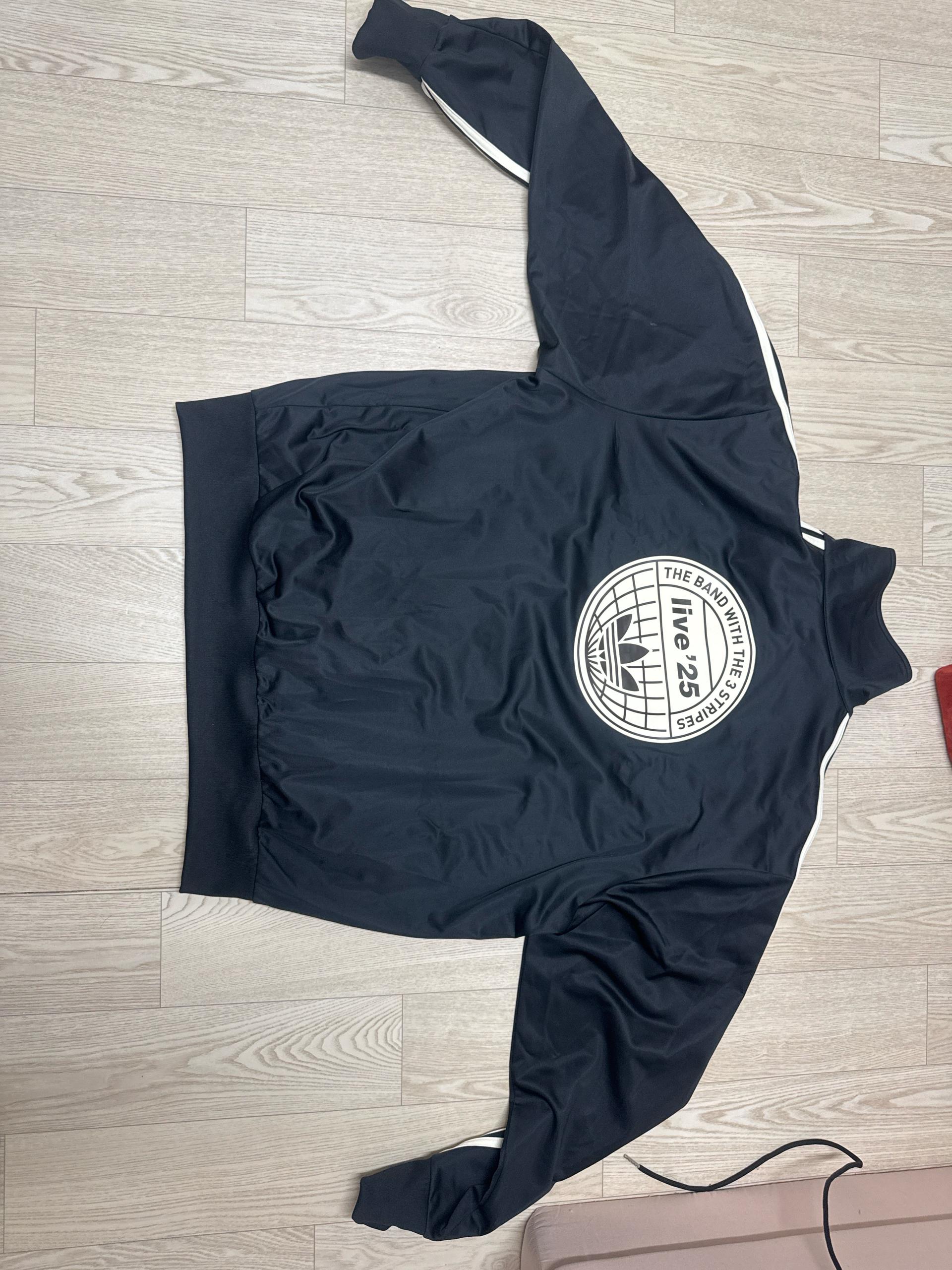 오아시스 트랙탑 아디다스 xl(us size) 4