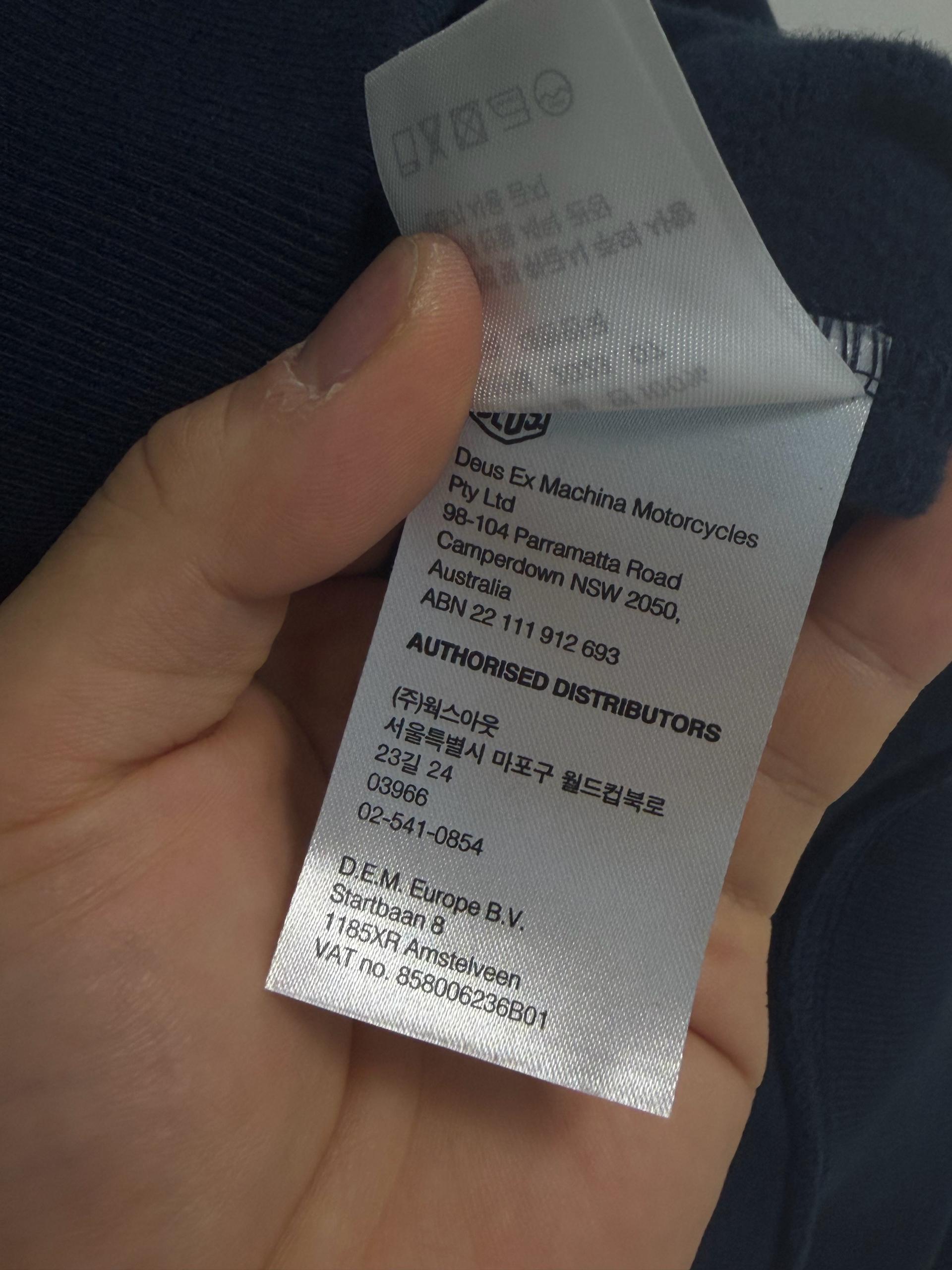 데우스 서울어드레스 네이비 XL 6