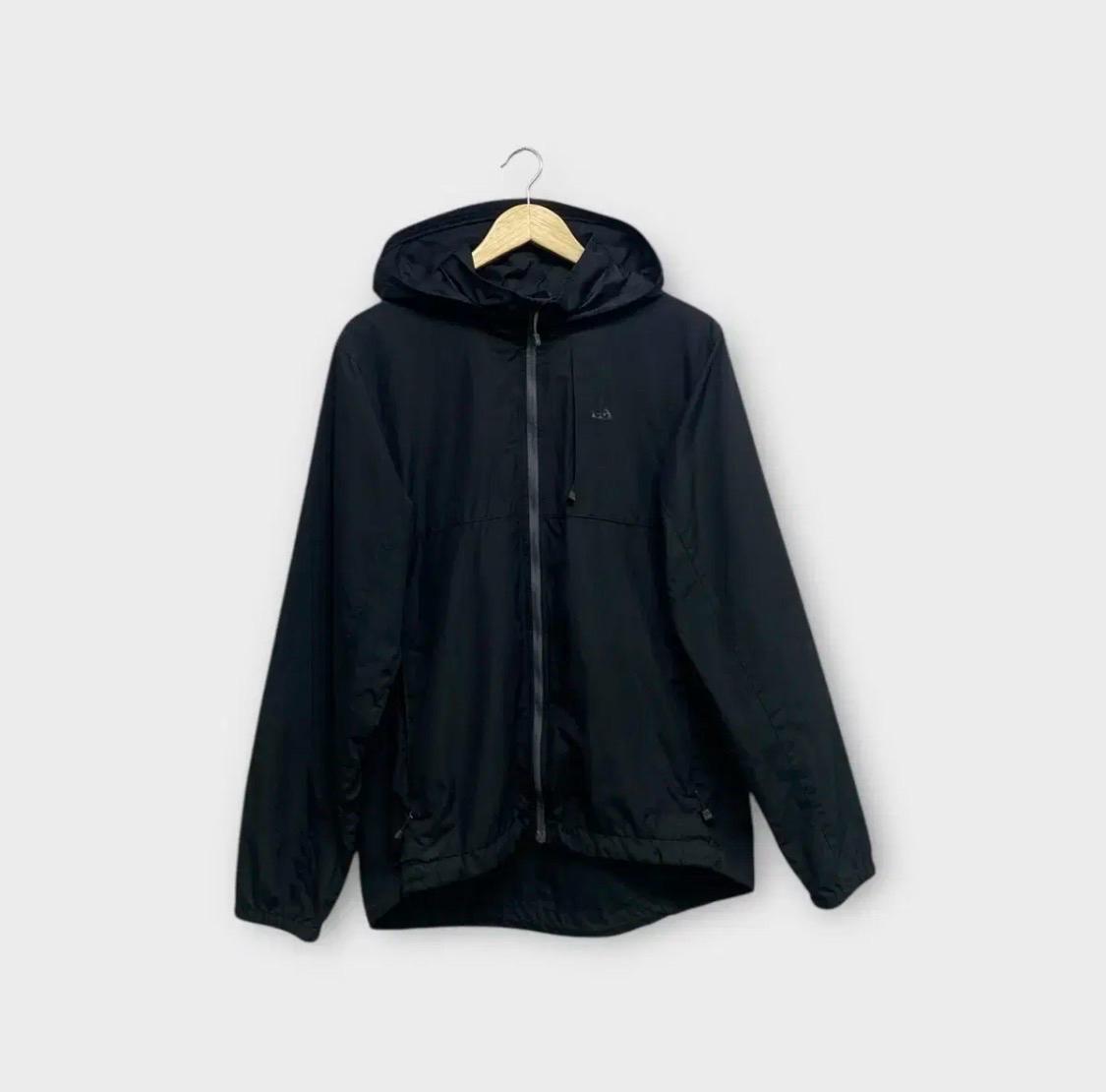 나이키 ACG 바람막이 S 2