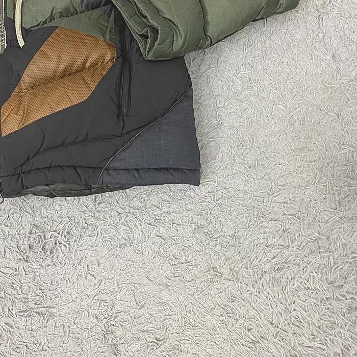블랙야크 거위털 패딩 점퍼 105 6