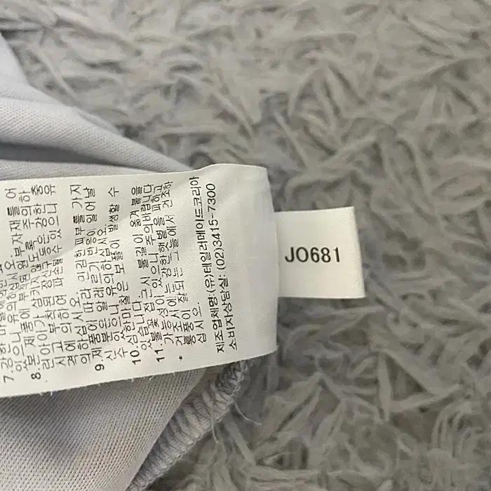 아디다스 긴팔 카라넥 티셔츠 95 10