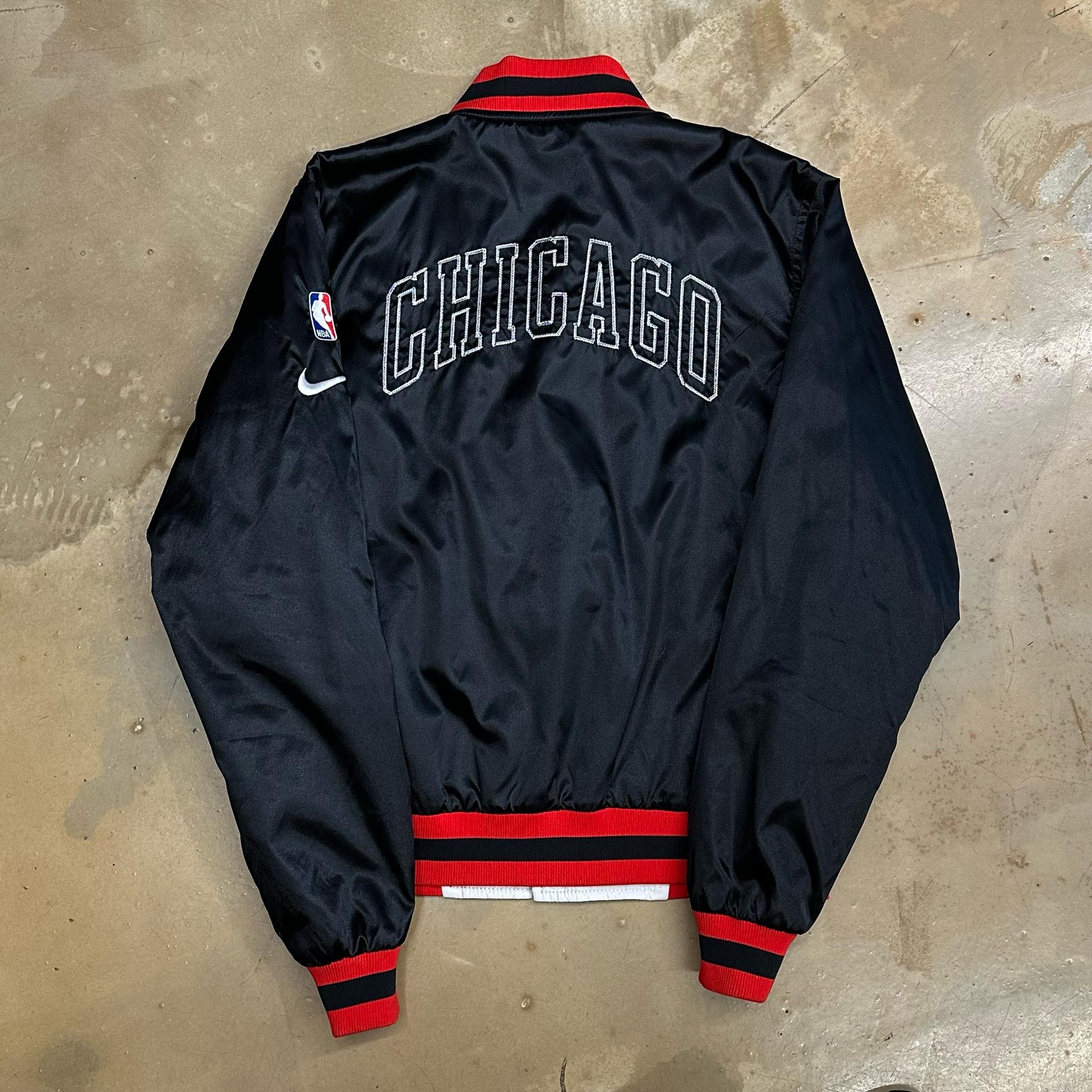 M 나이키 시카고 불스 NBA 리버시블 자켓 4