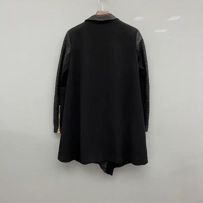한섬 타임 블랙 배색 자켓 5