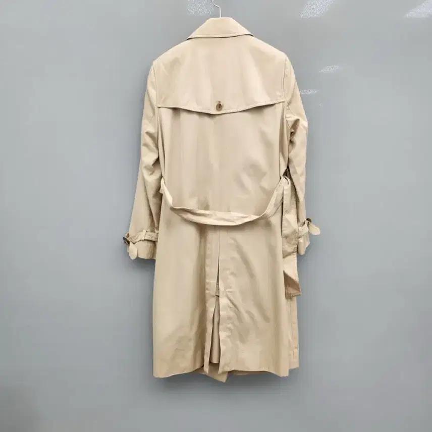 BCBG 베이지색 트렌치 코트 6