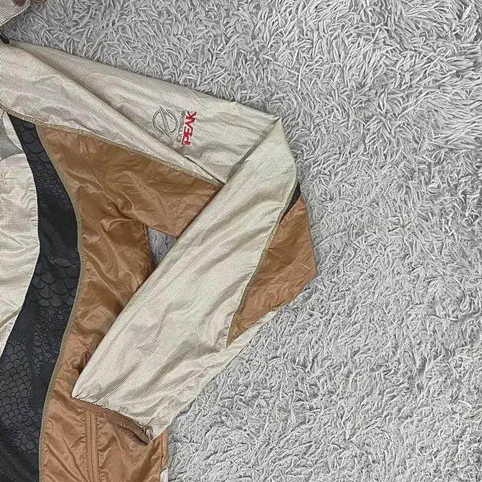 블랙야크 춘하 바람막이 점퍼 후드탈착 100 4