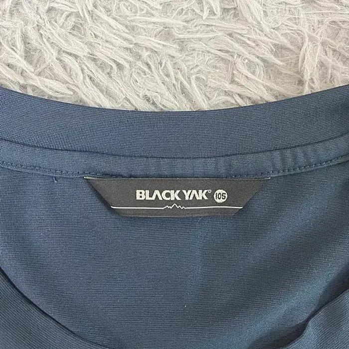 블랙야크 반팔 라운드넥 티셔츠 쿨원단 105 7