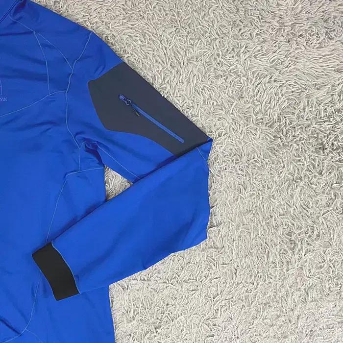 블랙야크 긴팔 약기모 반집업 티셔츠 105 6
