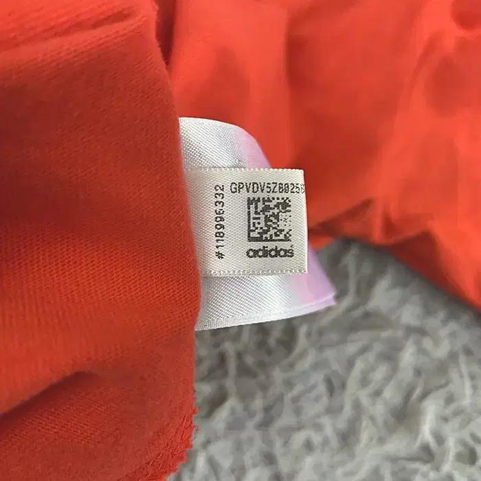 아디다스 반팔 라운드넥 티셔츠 95 5