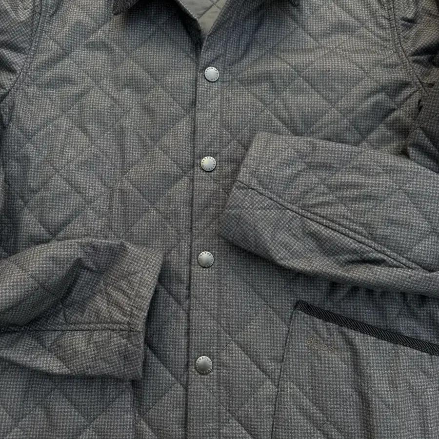 Barbour 바버 다이아 퀼티드 코듀로이 카라 자켓 3