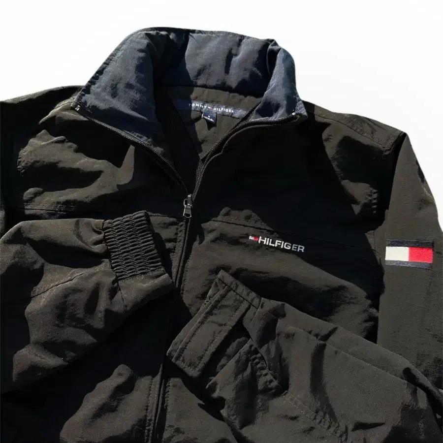 Tommy Hilfiger 타미힐피거 자수와펜 바람막이 2