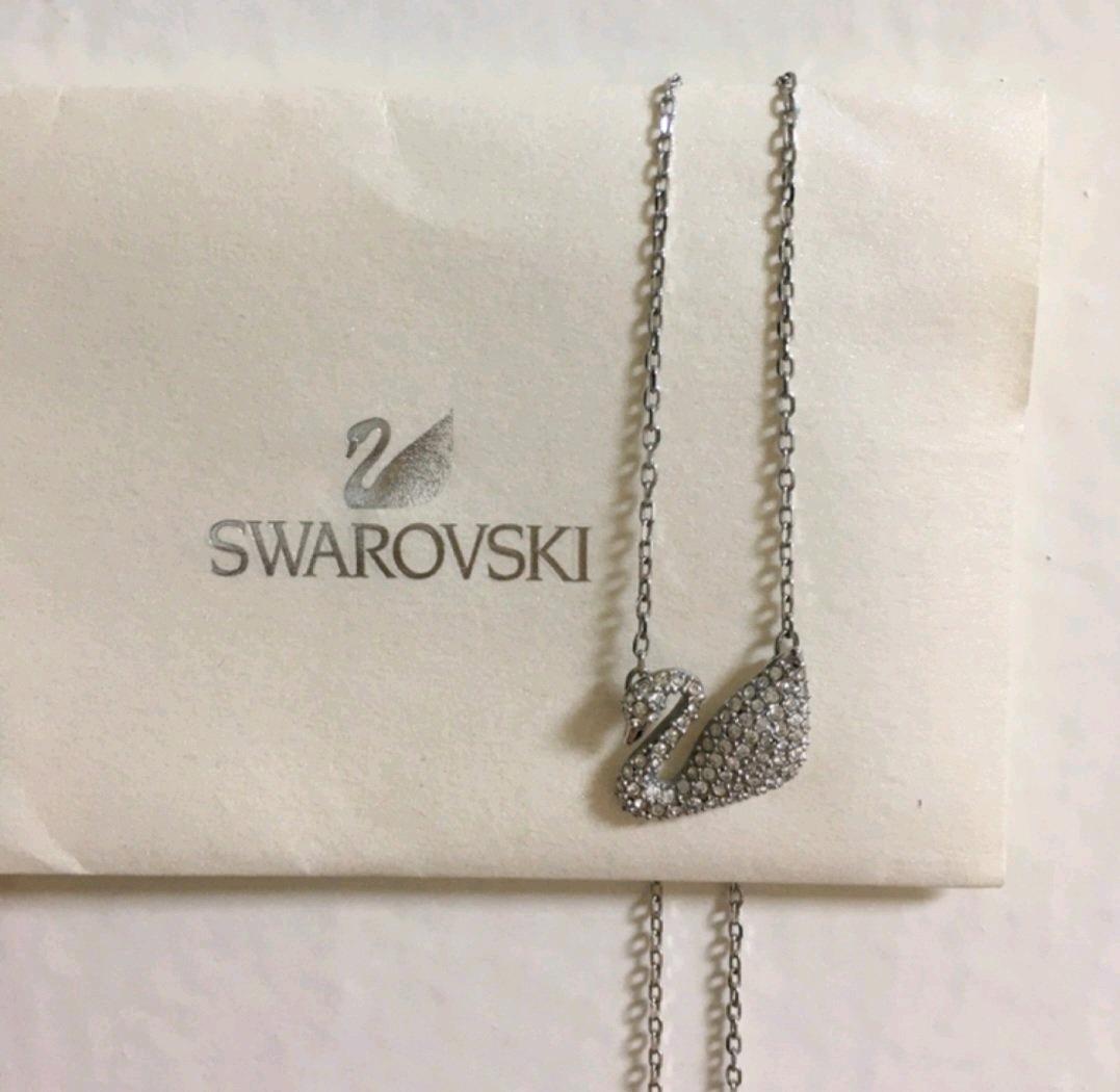Swarovski swan 스와로브스키 시그니처 백조 목걸이 2