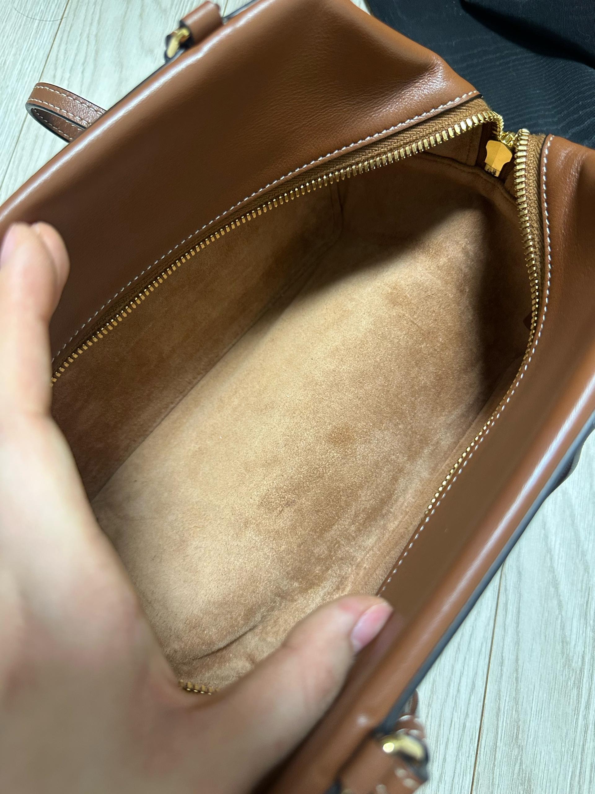 셀린느 폴디드 큐브백 7