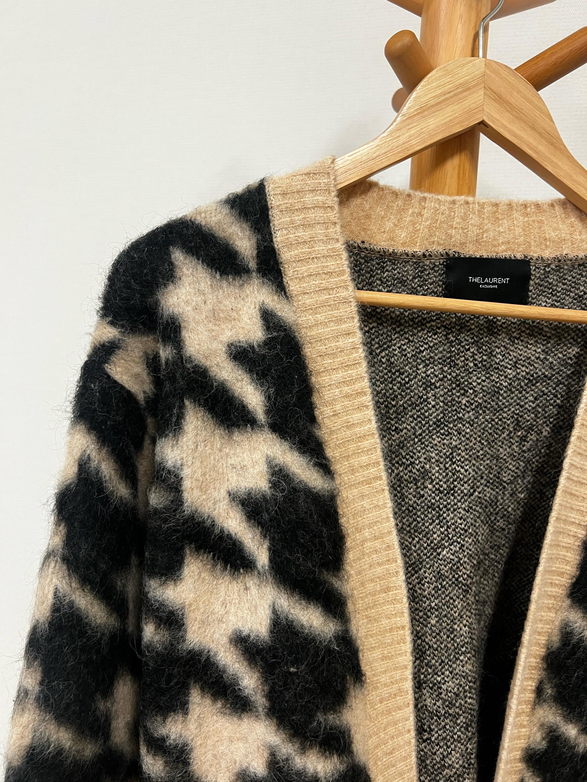 더 로랑 [EXCLUSIVE] Houndstooth mohair knit coat 4