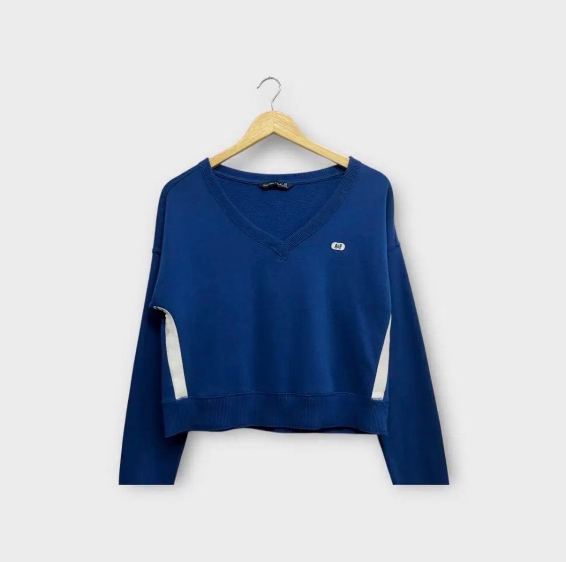 Abercrombie 아베크롬비 브이넥 크롭 맨투맨 S 3
