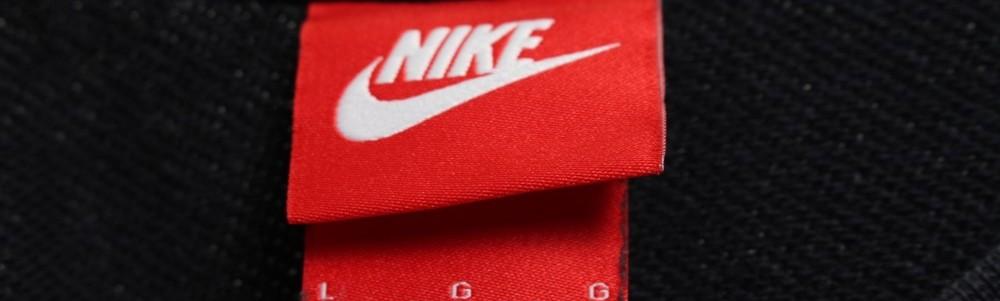[50% 할인] NIKE 나이키 패치 로고 맨투맨 / L 3