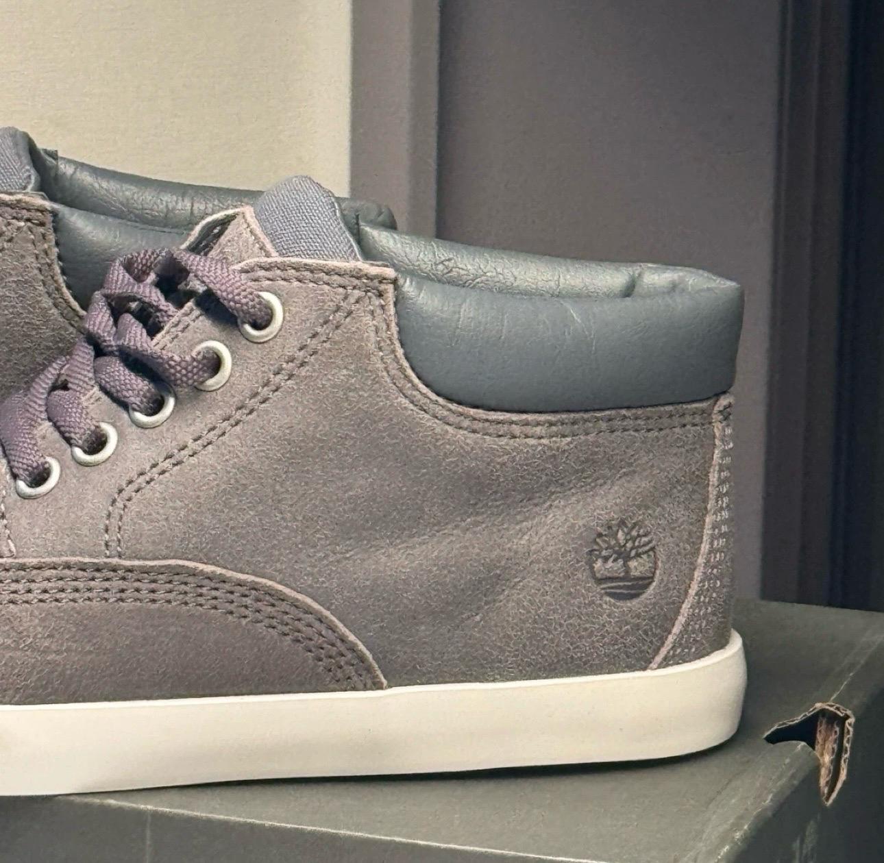 팀버랜드 미드탑 스니커즈 회색 230 6