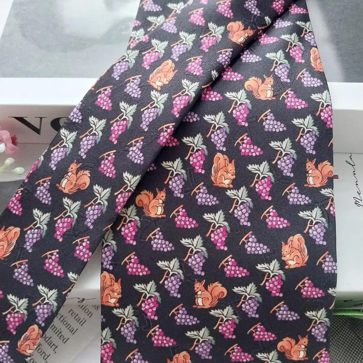 레오나드 실크 포도 다람쥐 모티브 넥타이 9.5cm A+등급 K2092 7