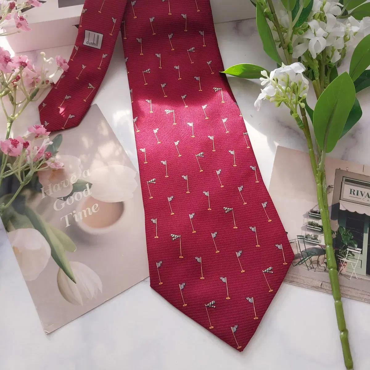 던힐 실크 레드와인 골프깃발 패턴 넥타이 9.6cm A+등급 K1811 9