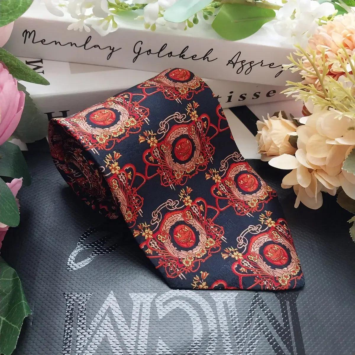 MCM 실크 블랙 레드&amp;옐로 패턴 넥타이 9.5cm A+등급 K1435 2